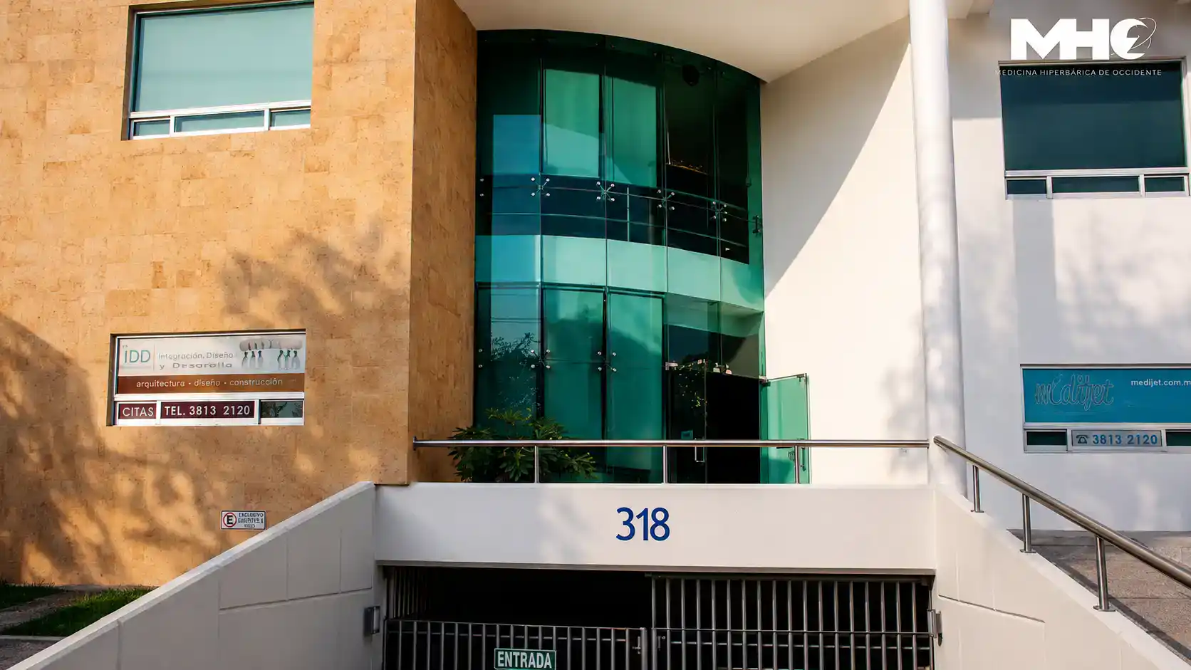 Fachada de MHO2 Cámara Hiperbárica en Monraz, Guadalajara